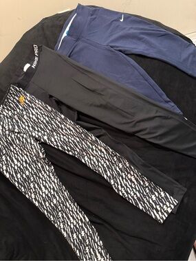 Girl Nike pants sz M